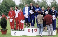 Linda Hebbinghaus, Maike Wilden und Cathy Töws vom Bayer Leverkusen gewannen die Mannschafts-Silbermedaille. Viel wichtiger allerdings war, dass sie die Qualifikation für die Deutschen Meisterschaften im August in Berlin geschafft haben.